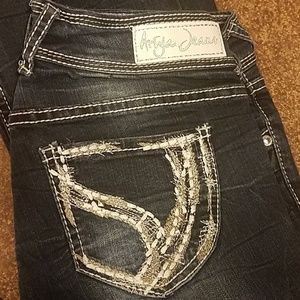 Ariya Jeans 5/6
